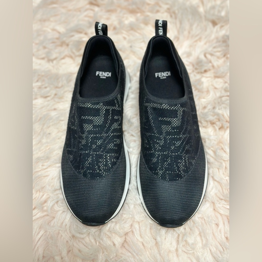 FENDI WOMEN’s FF SLIP ON Sneakers 37